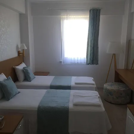 Hotel Garden Ada 4*
